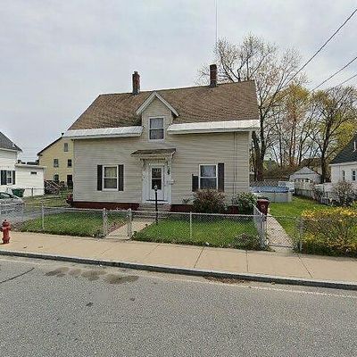 54 Carlisle St, Lowell, MA 01852