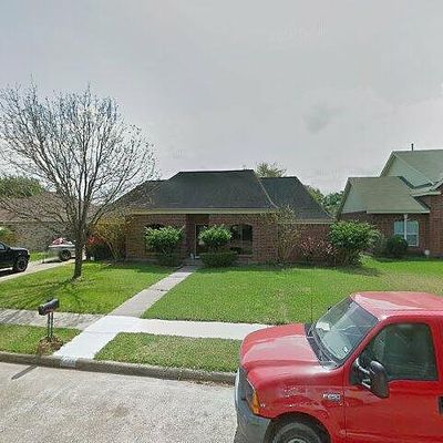 7331 San Ramon Dr, Houston, TX 77083