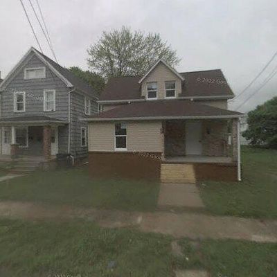 89 Fulton St, Akron, OH 44305