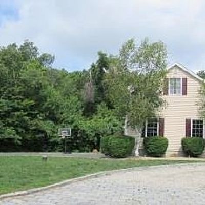 9 Deerwood Rd, Oxford, CT 06478