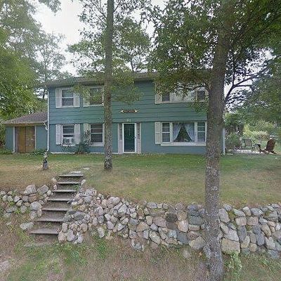 91 Lakeview Blvd, Plymouth, MA 02360