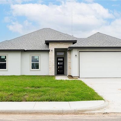 109 Faith Dr, La Feria, TX 78559