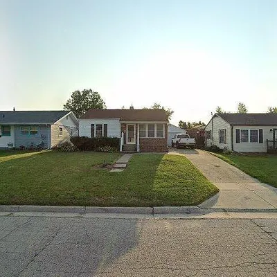 1108 S 1 St St, Marshalltown, IA 50158