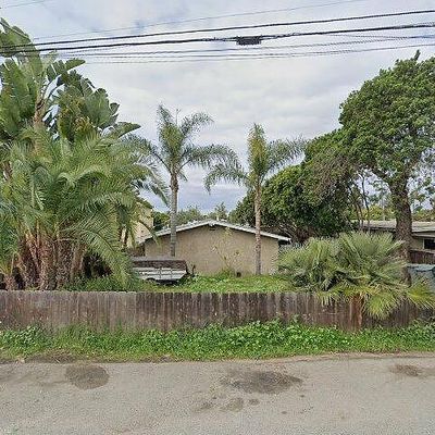 1010 1/2 Golden Rd, Encinitas, CA 92024