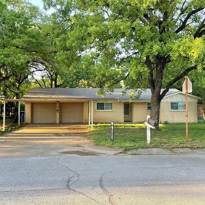 1703 Kay Ave, Bridgeport, TX 76426