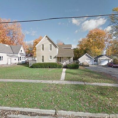 18 Brown St, Croswell, MI 48422