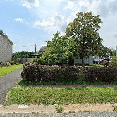 215 Elderfield Rd, Newark, DE 19713