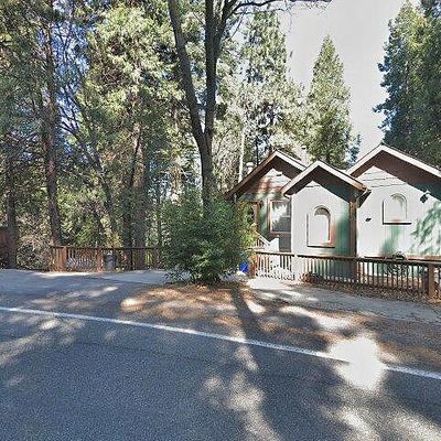 22432 Crest Forest Dr, Cedarpines Park, CA 92322