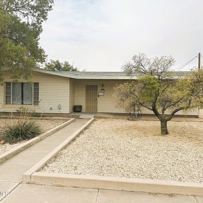 2010 Turrentine Dr, Las Cruces, NM 88005