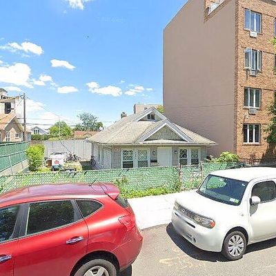 2951 Brighton 7 Th St, Brooklyn, NY 11235