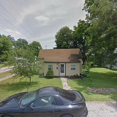 306 Sycamore St, Scott City, MO 63780