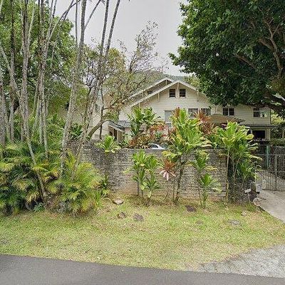 3805 Old Pali Rd, Honolulu, HI 96817