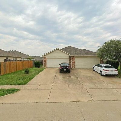 616 Canoe Way, Crowley, TX 76036