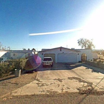 5420 Yavapai Dr, Topock, AZ 86436