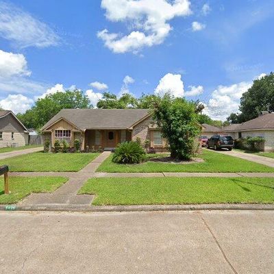 5426 Bent Bough Ln, Houston, TX 77088