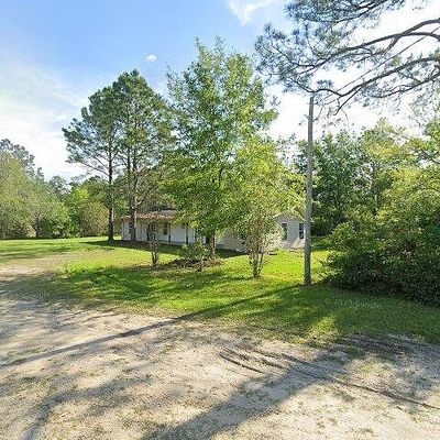 72 Dickerson Rd, Picayune, MS 39466