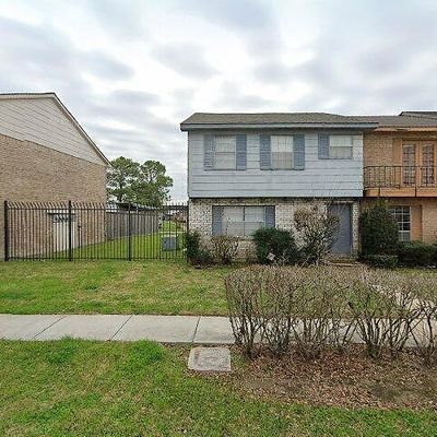 7267 Chasewood Dr, Houston, TX 77035