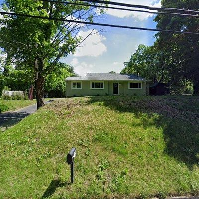 739 Main St, Sewell, NJ 08080