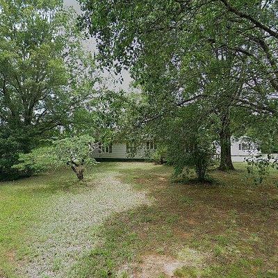 747 Pervie Bolick St, Eden, NC 27288