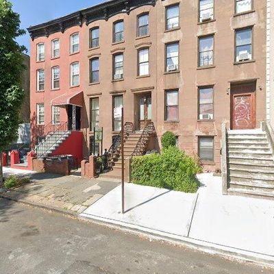 78 Ryerson St, Brooklyn, NY 11205