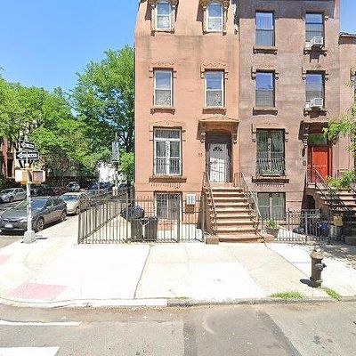 65 Monroe St, Brooklyn, NY 11216