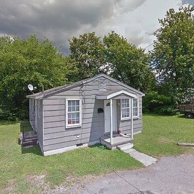 809 St James St, Petersburg, VA 23803