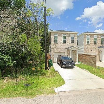 8323 Sunnyhill St, Houston, TX 77088