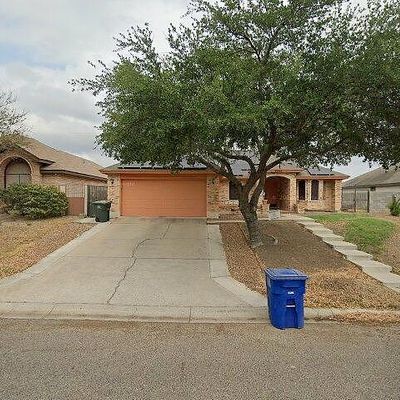 8705 Chris Ln, Laredo, TX 78045