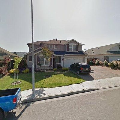 104 Primrose Ln, Cloverdale, CA 95425