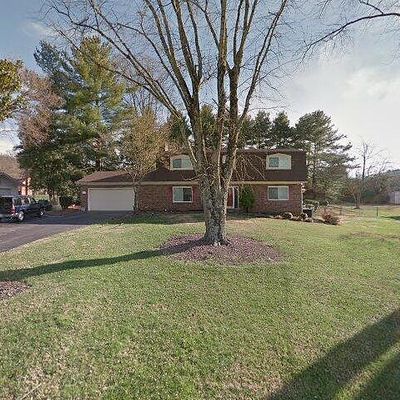 10708 Sallings Rd, Knoxville, TN 37922