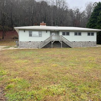 130 Patterson Ave, Bryson City, NC 28713