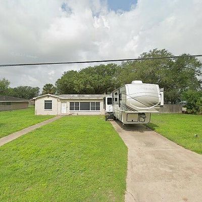 1304 S 10 Th St, Raymondville, TX 78580