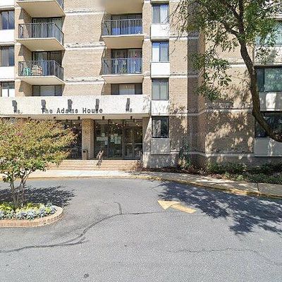 118 Monroe St #1309, Rockville, MD 20850