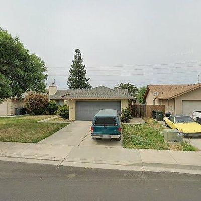 12171 Quicksilver St, Waterford, CA 95386