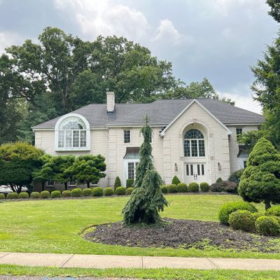 2154 S Villa Dr, Gibsonia, PA 15044