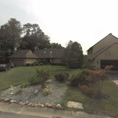 4 Whitehaven Ct, Newark, DE 19711