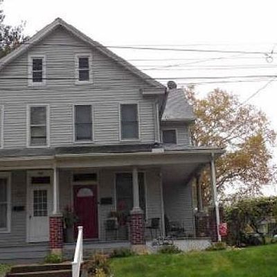 324 N Market St, Elizabethtown, PA 17022