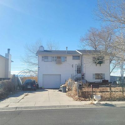 4007 Crestview Dr, Pueblo, CO 81008