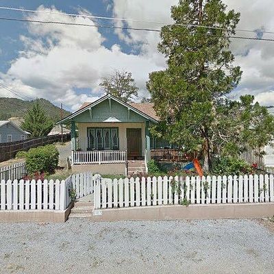 605 Shasta Ave, Yreka, CA 96097