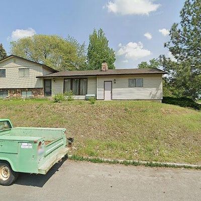 6127 S Crestline St, Spokane, WA 99223