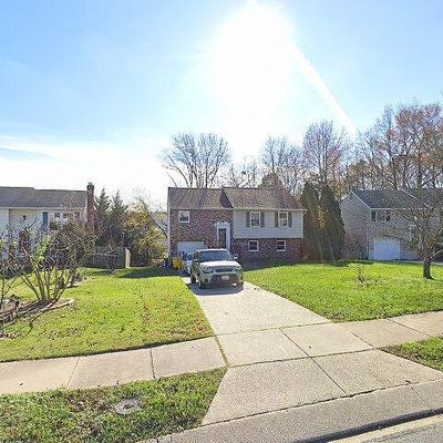 7557 Greenknoll Ct, Hanover, MD 21076