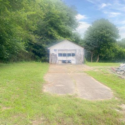 1000 W Columbia Ave, Monticello, KY 42633