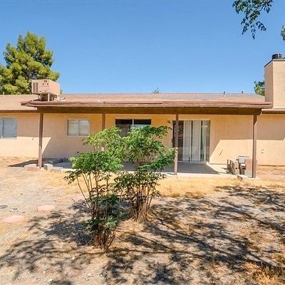 15151 Tonikan Ct, Apple Valley, CA 92307