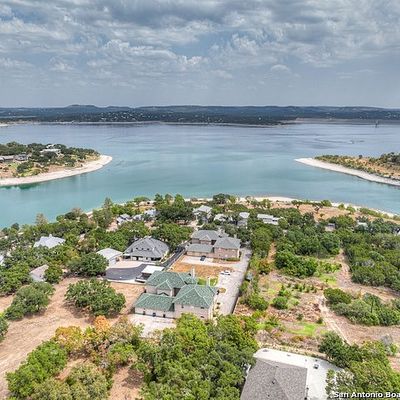 2305 Connie Dr, Canyon Lake, TX 78133