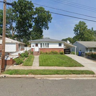 265 E James Pl, Iselin, NJ 08830