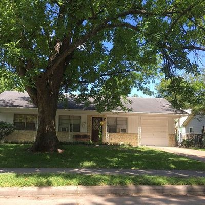 4107 Lockfield St, Houston, TX 77092