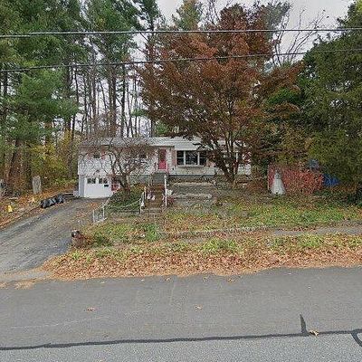 70 Kent Dr, Hudson, MA 01749