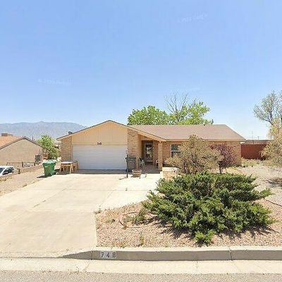 748 Saratoga Dr Ne, Rio Rancho, NM 87124