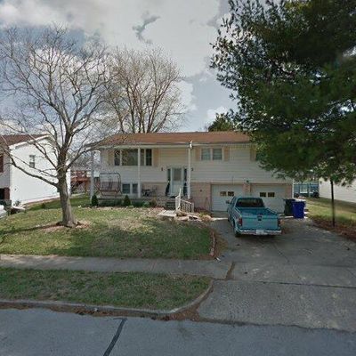 1680 N Oakcrest Ave, Decatur, IL 62526