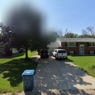 2121 Colona Rd, East Moline, IL 61244